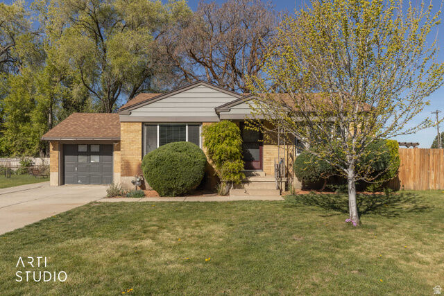 Property Photo: 907 S Tyler Ave UT 84404