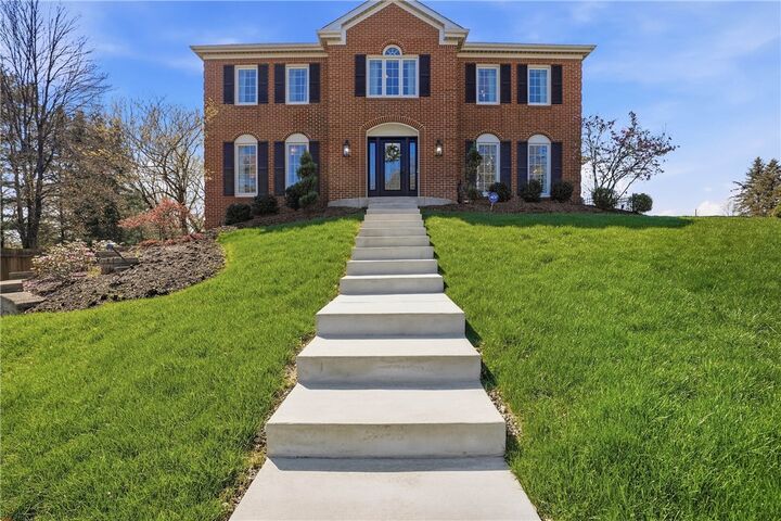 Property Photo:  104 Trotwood Ct  PA 15146 