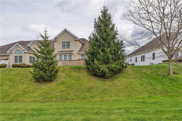 Property Photo:  254 Patriot Ln  PA 15042 