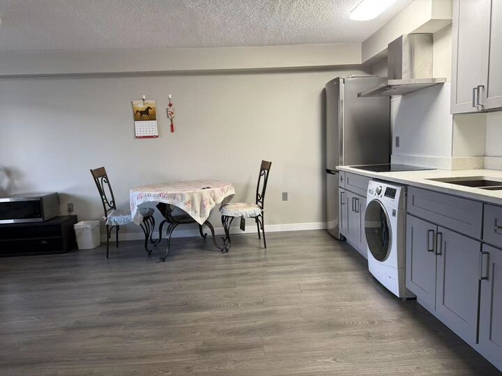 Property Photo:  6611 Minoru Blvd 10th Floor  BC V6Y 1Y9 