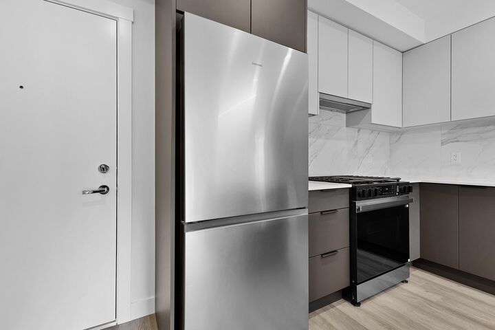 Property Photo:  7738 119A Street A404  BC V4C 0E9 