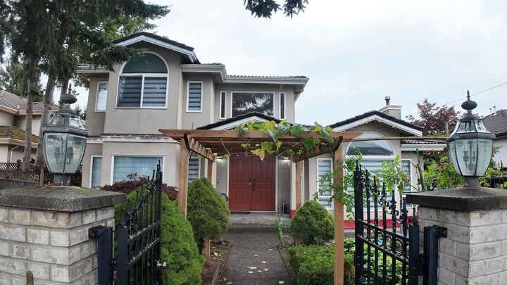8222 144 Street — photo 1