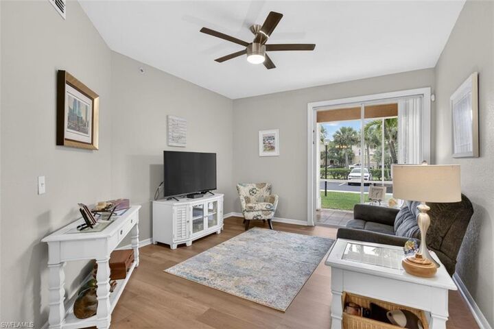 Property Photo:  12505 McGregor Blvd 113  FL 33919 