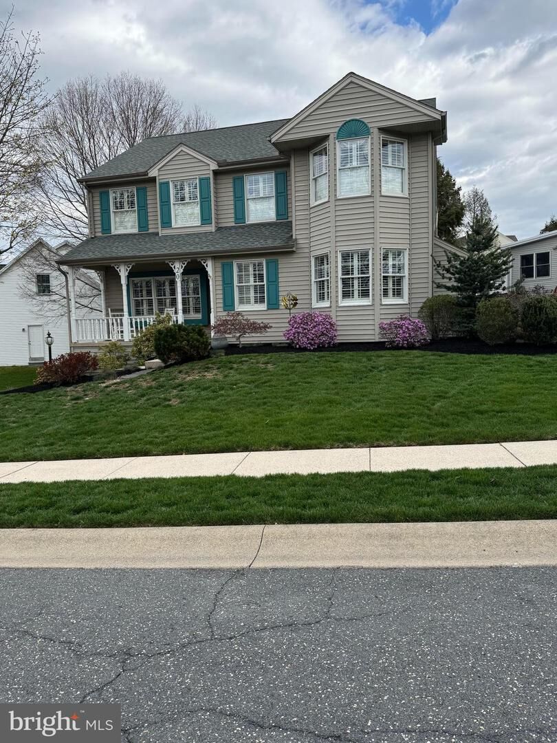 Property Photo: 20 Windsor Way PA 17011