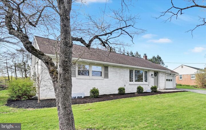 Property Photo:  332 Owl Hill Road  PA 17543 