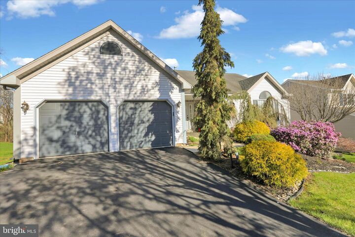 Property Photo: 18 Bowes Lane PA 19606