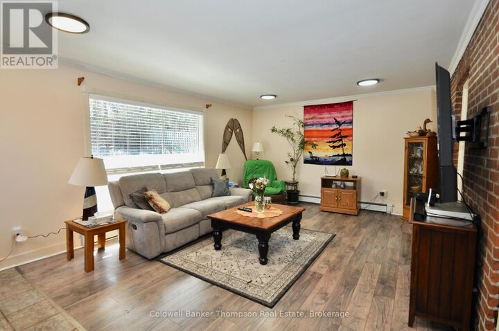 Property Photo:  11 Florence Street East  ON P1H 1P8 