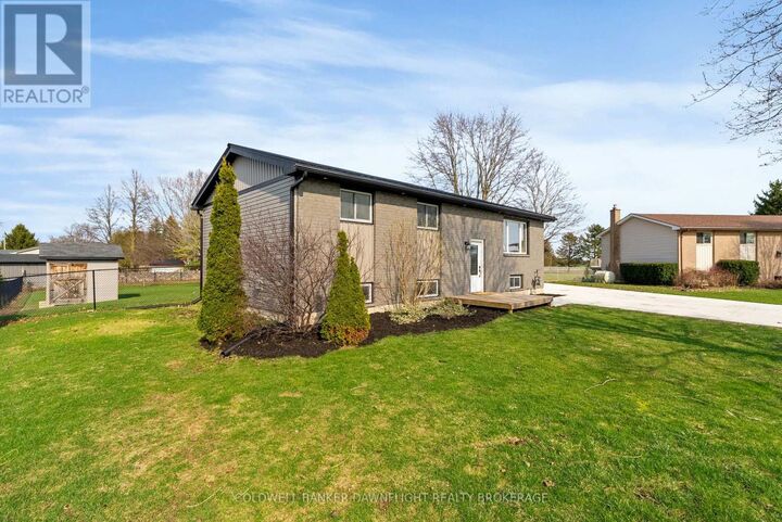 Property Photo:  17 Hawthorn Crescent  ON N0M 1A0 