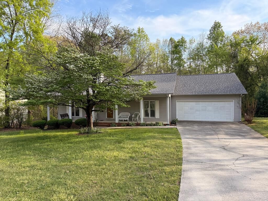 Property Photo:  2627 Oak Ridge Drive  GA 30740 