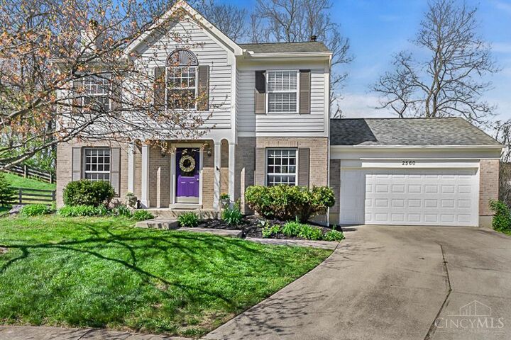 Property Photo: 2560 Coveyrun Court OH 45230