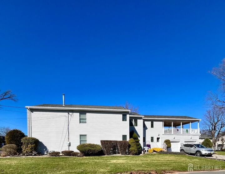 Property Photo:  932 Beatrice Parkway  NJ 08820 