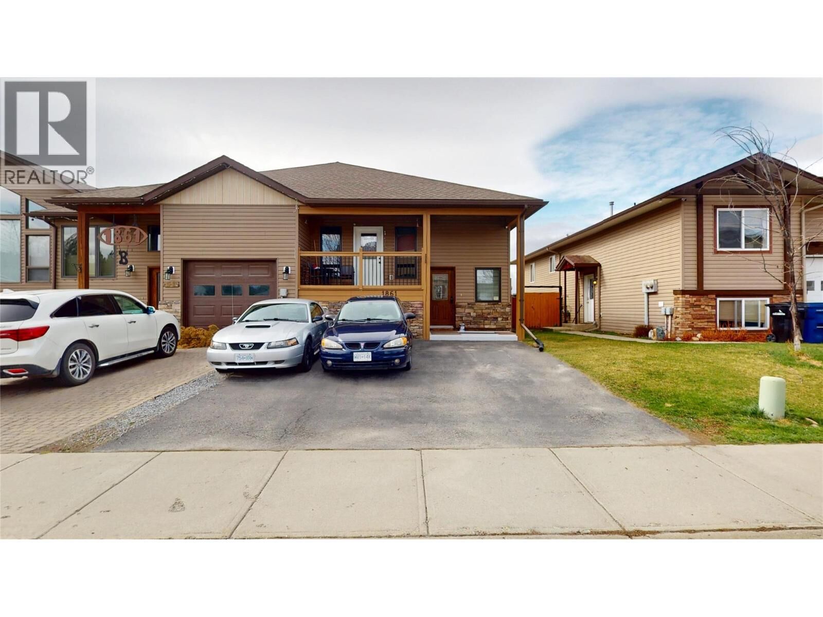 Property Photo: 1861 Kelowna Crescent North A BC V1C 6L6
