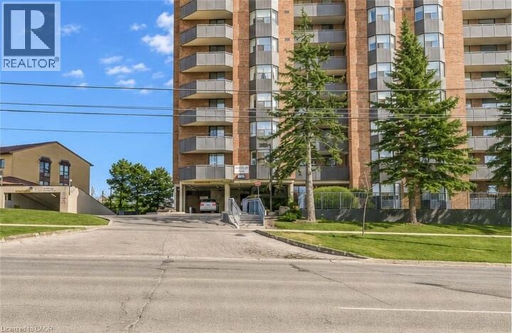 Photo de la propriété: 3845 Lakeshore Boulevard West 804 ON M8W 4Y3