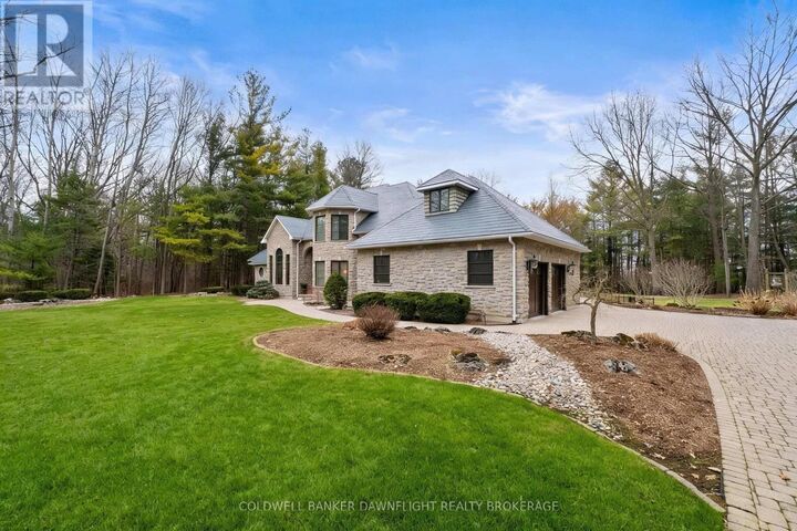 Property Photo:  9923 Parkview Crescent  ON N0M 1T0 