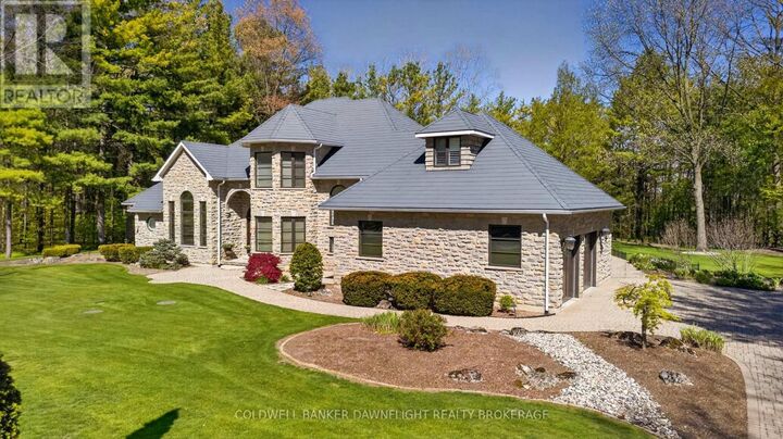 Property Photo: 9923 Parkview Crescent ON N0M 1T0