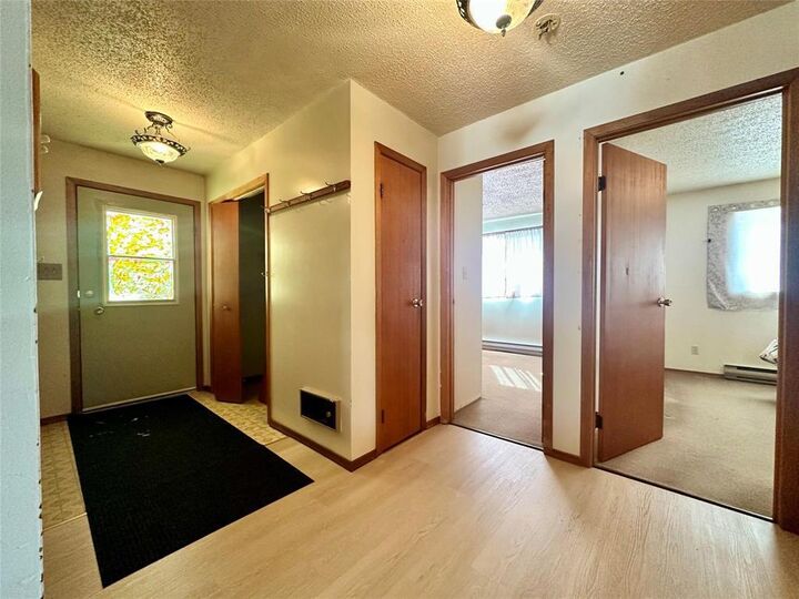 Property Photo:  114 Bell Avenue  MB R9A 1L4 