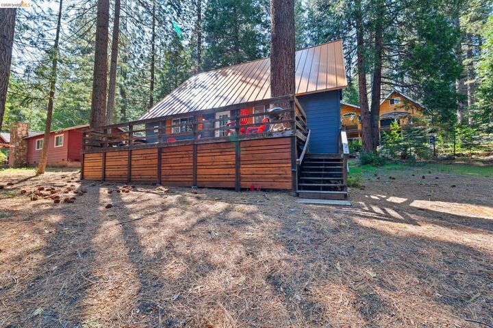 Property Photo: 31741 Old Strawberry Rd CA 95375