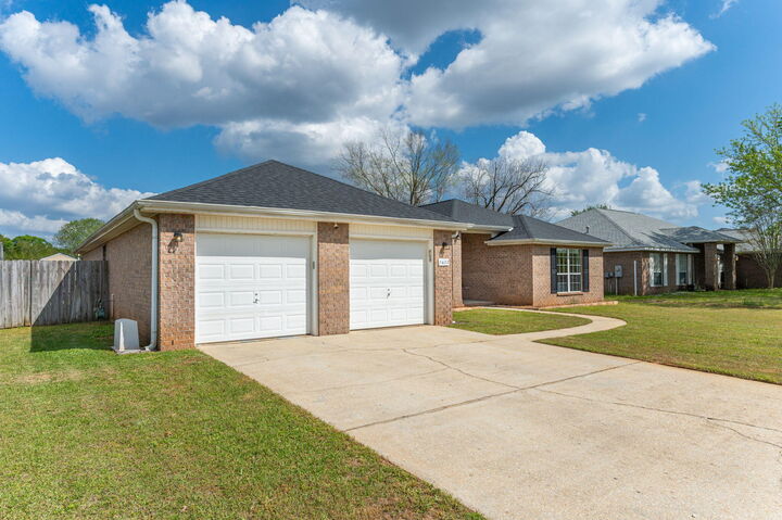 Property Photo: 5632 N North Brook Drive FL 32539