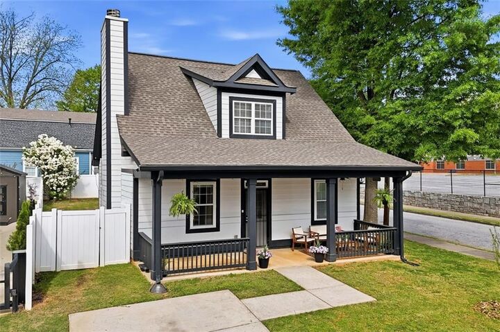 Property Photo:  520 Mary Street SW  GA 30310 