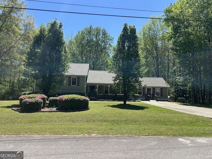 Property Photo:  84 Trellis Court  GA 30116 