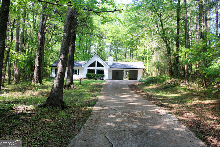 Property Photo:  895 Waterview Drive  GA 30240 