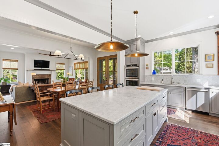 Property Photo:  119 Columbia Circle  SC 29607 