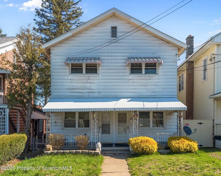 Property Photo:  519 - 521 E Market Street  PA 18509 