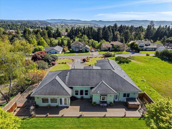 Property Photo: 1163 Elizabeth Barcus Way CA 95540