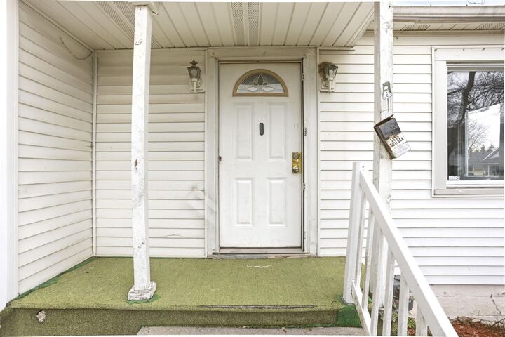 Property Photo:  332 Bullock Street  MI 48602 