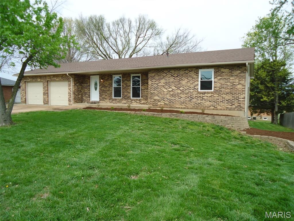 Property Photo:  721 Leolia Drive  MO 63010 