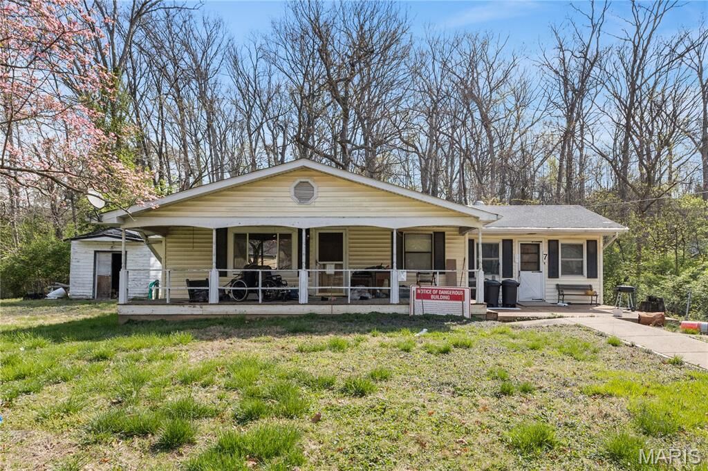 Property Photo:  7 Mortons Grove Street  MO 63088 