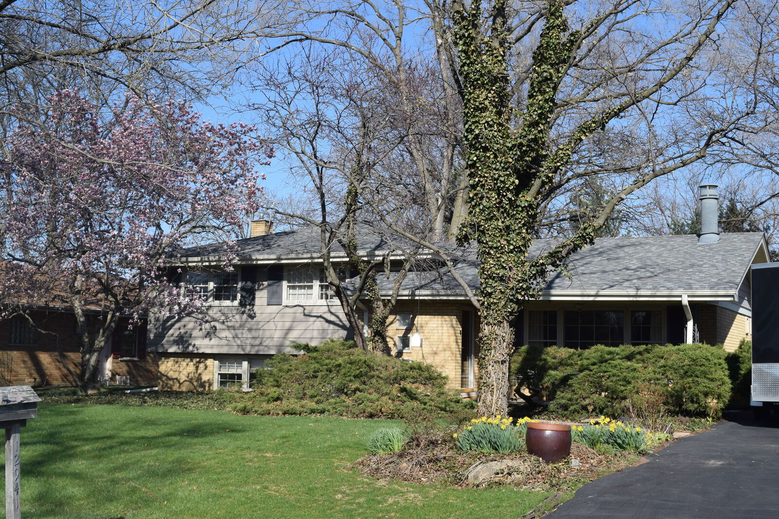 Property Photo:  12941 S 71st Court  IL 60463 