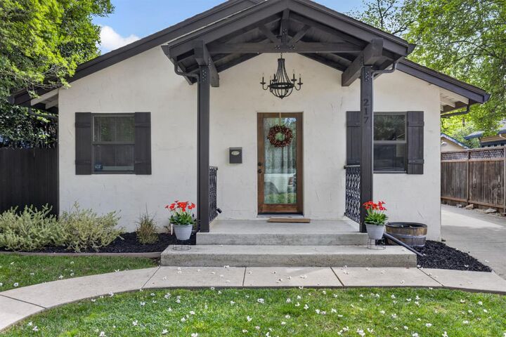 Property Photo:  217 Earl Avenue  CA 95678 