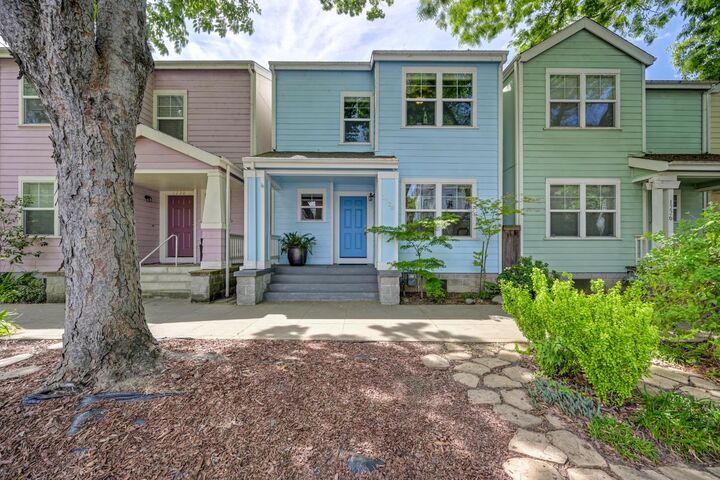 Property Photo:  1228 F Street  CA 95814 