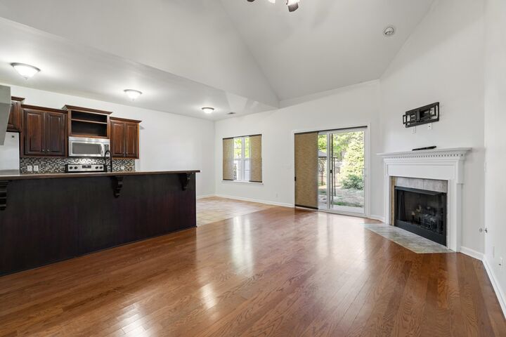 Property Photo: 304 Indian Ridge Cir TN 37188