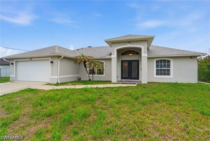 Property Photo: 1108 Plumosa Avenue FL 33972