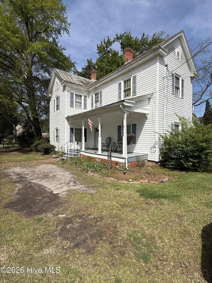 Property Photo:  672 Main Street  NC 27806 
