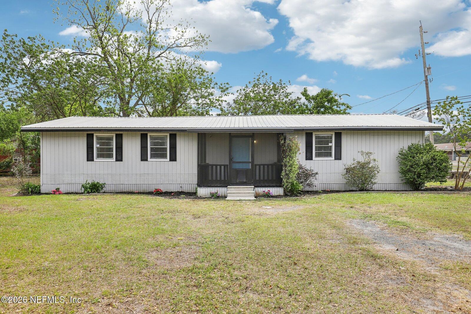 Property Photo:  213 Jackson Avenue N 1  FL 32220 