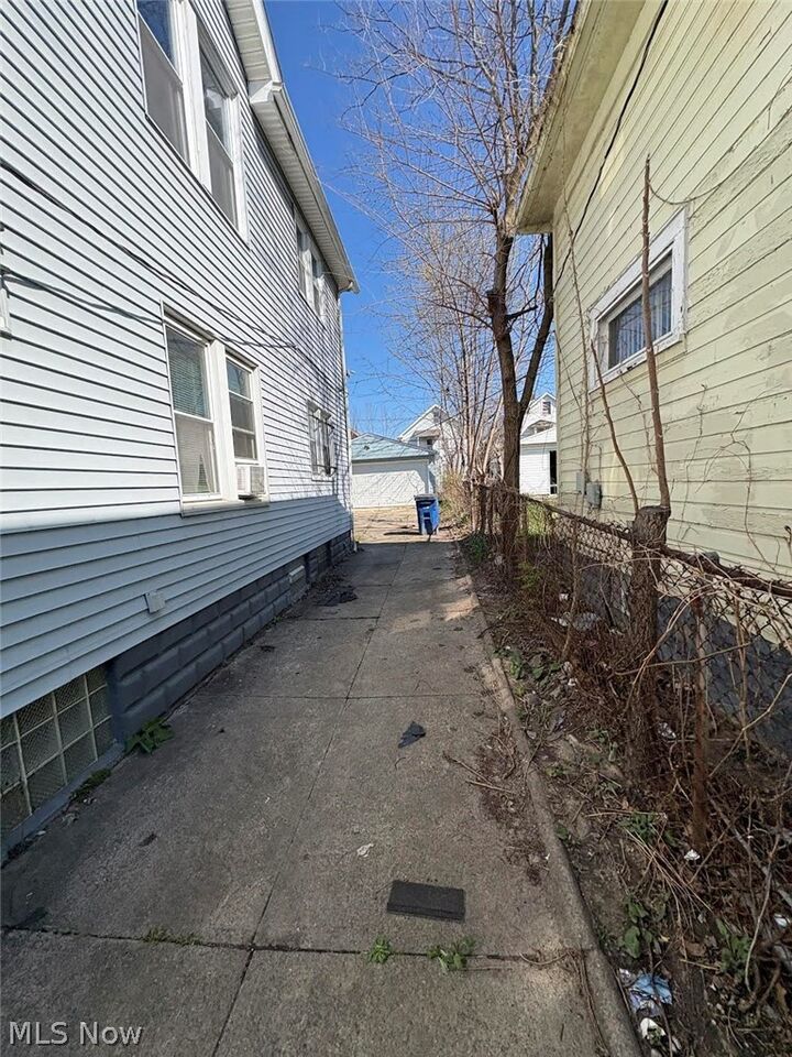 Property Photo:  11817 Dove Avenue  OH 44105 