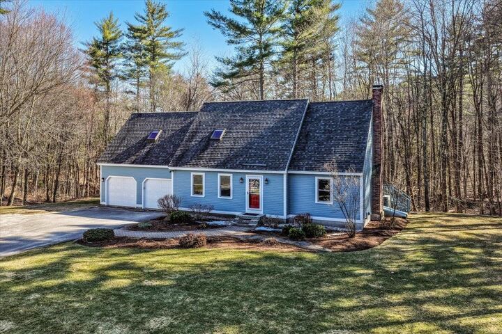 Property Photo:  8 Spillway Lane  NH 03301 