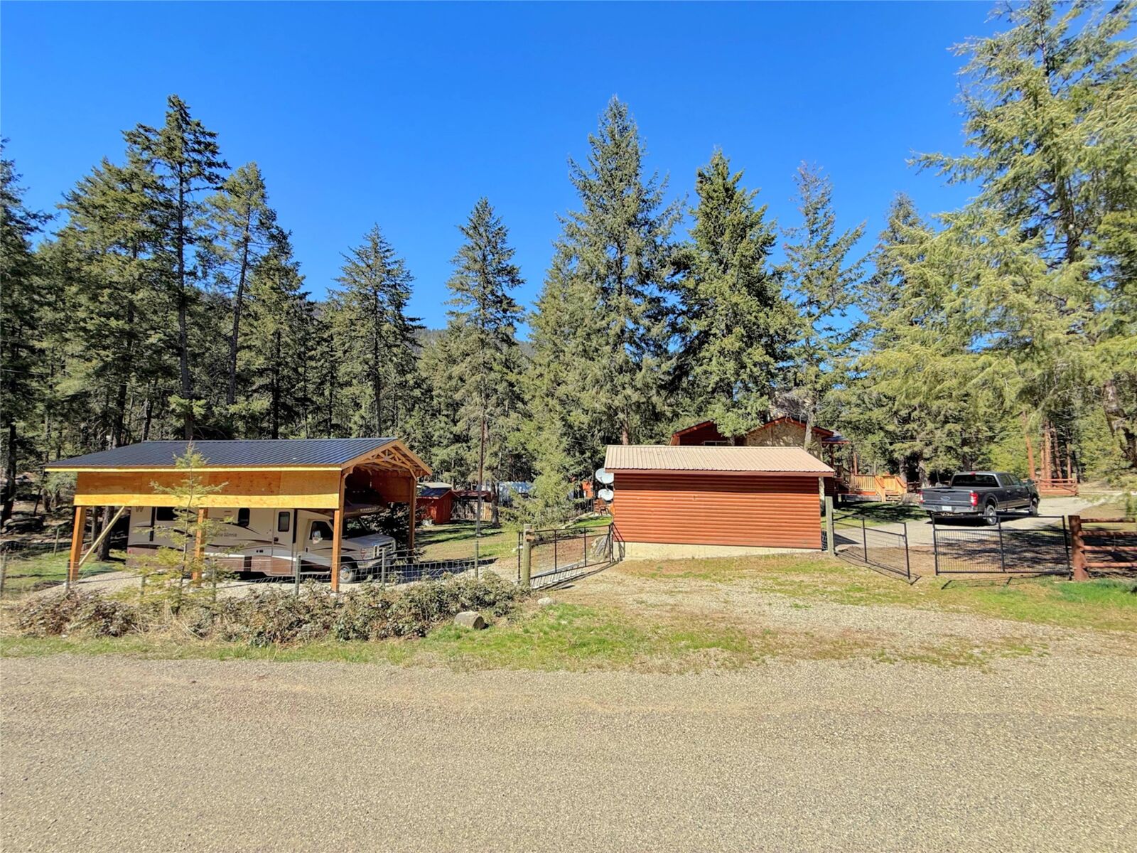 Property Photo: 2255 Old Hedley Road BC V0X 1W0