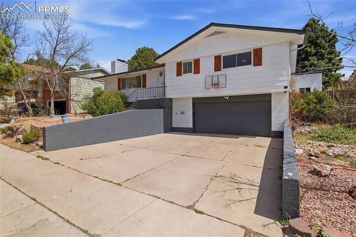 Property Photo:  1515 Lehmberg Boulevard  CO 80915 