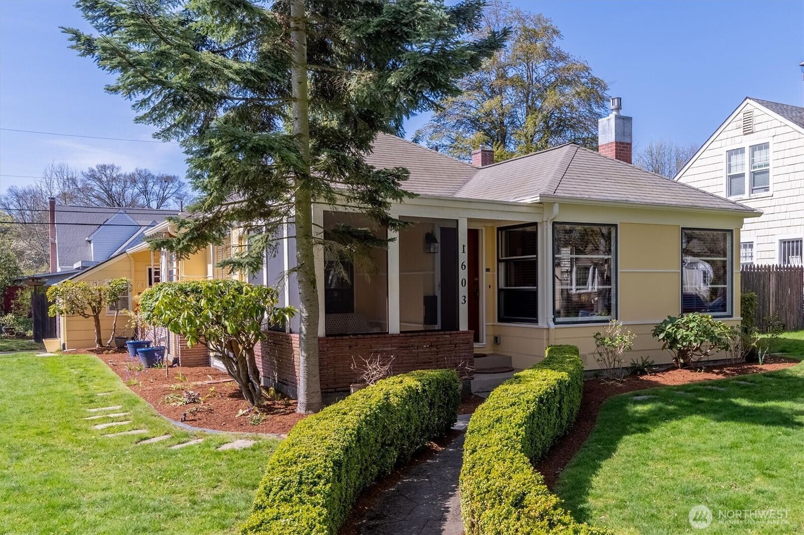 Property Photo:  1603  23rd Avenue  WA 98632 