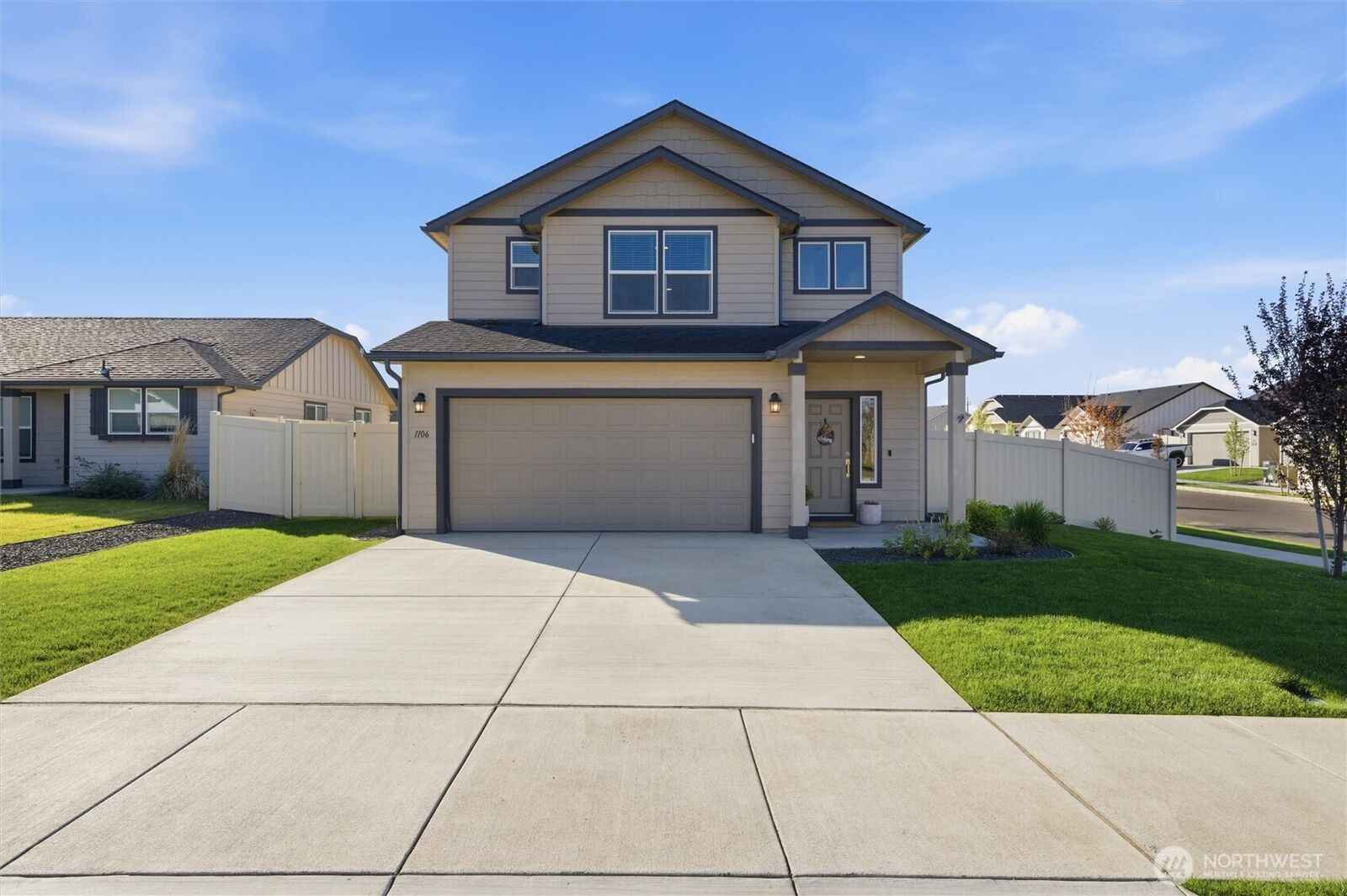 Property Photo:  1106  Ava Street  WA 99362 