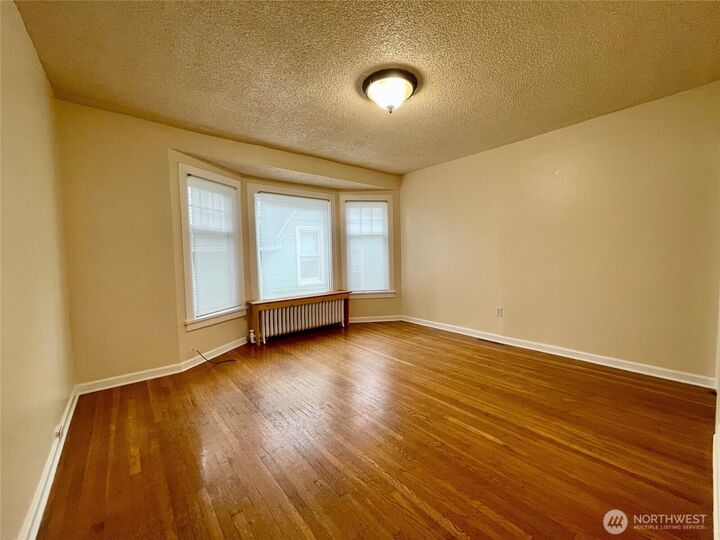 Property Photo: 317 17th Avenue E WA 98112