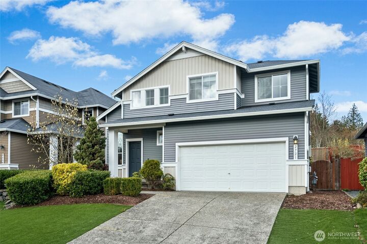 Property Photo:  2721  65th Street SE  WA 98092 