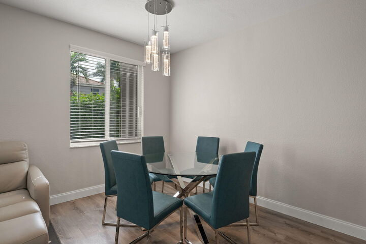 Property Photo: 1738 Sycamore Terrace FL 33327