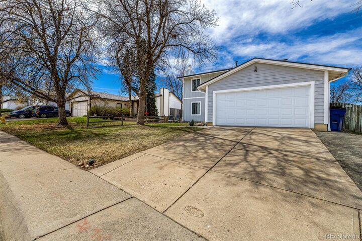 Property Photo: 4075 S Hannibal Street CO 80013