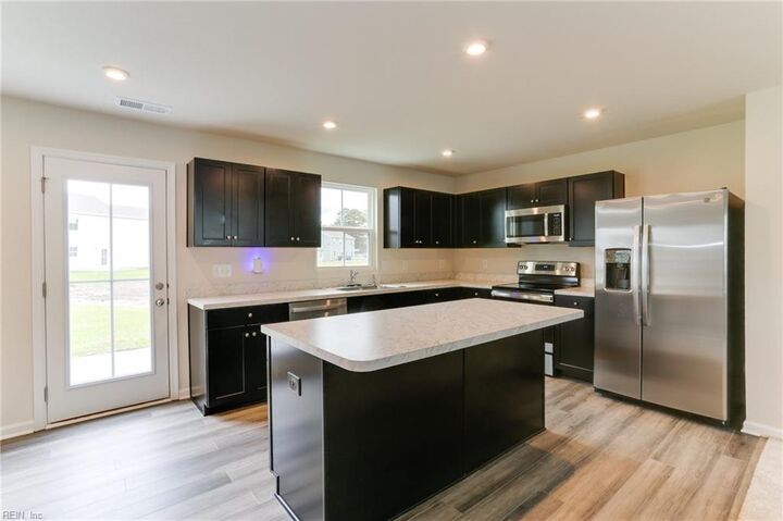Property Photo:  429 Forecastle St  VA 23701 