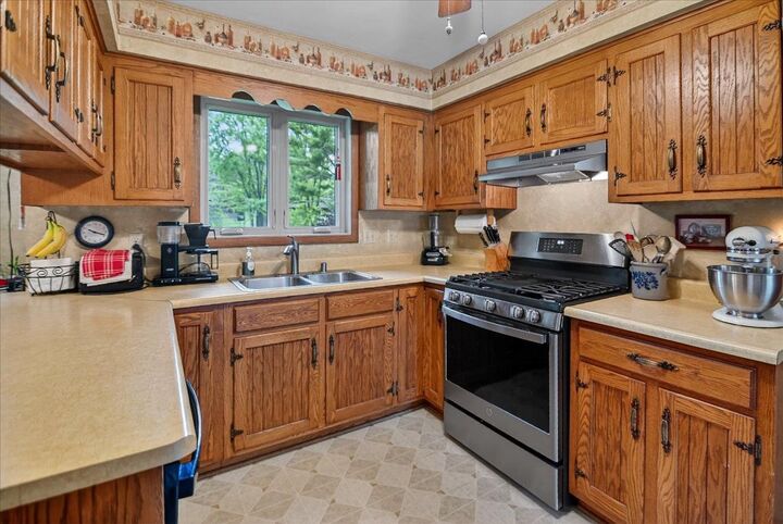 Property Photo: 508 Woodvale Drive WI 53532